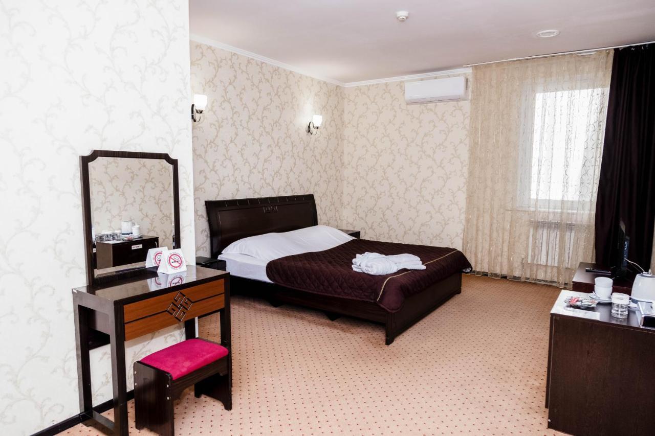 אקטאו Golden Palace מראה חיצוני תמונה