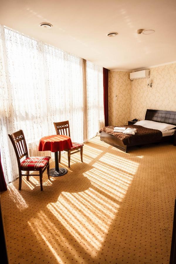 אקטאו Golden Palace מראה חיצוני תמונה